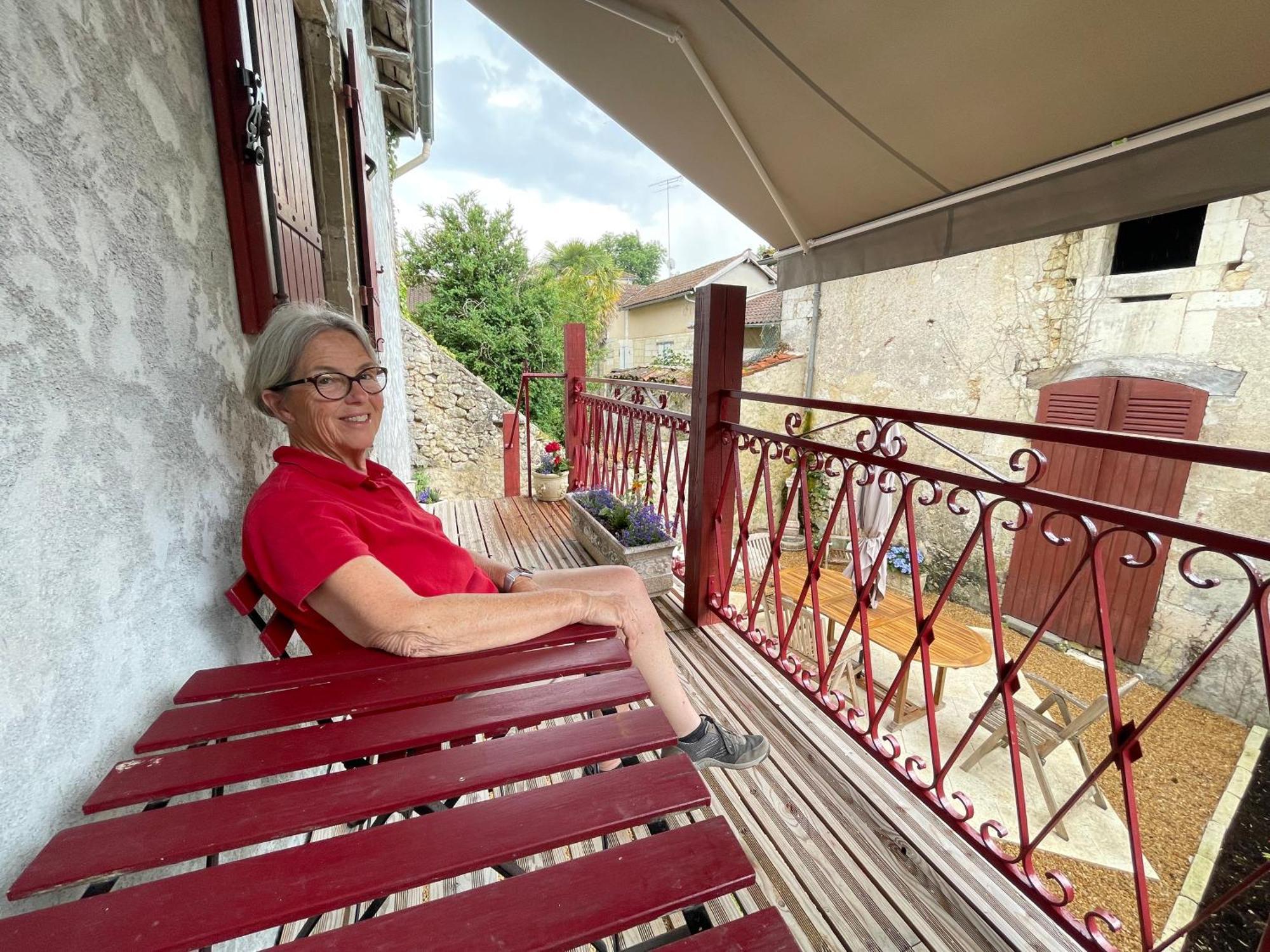 Bourdeilles Au Pied Du Chateau מראה חיצוני תמונה